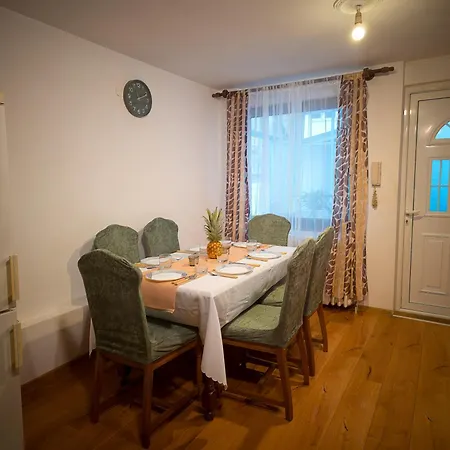 Vintage House On Sava Temple Street Apartment *